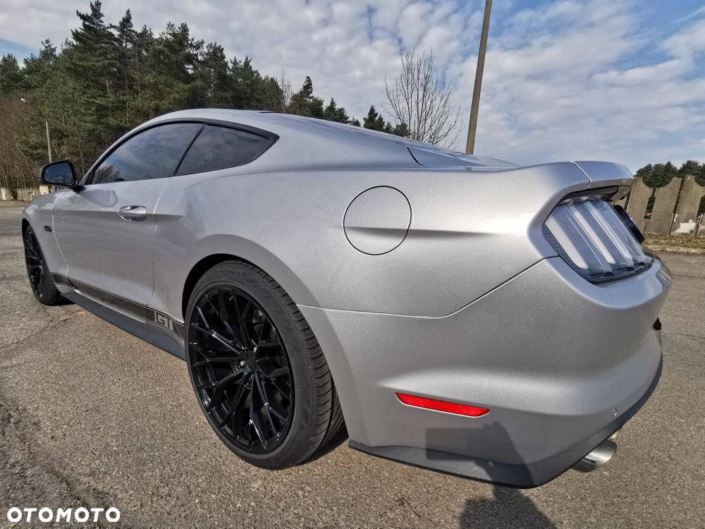 Ford Mustang - 14