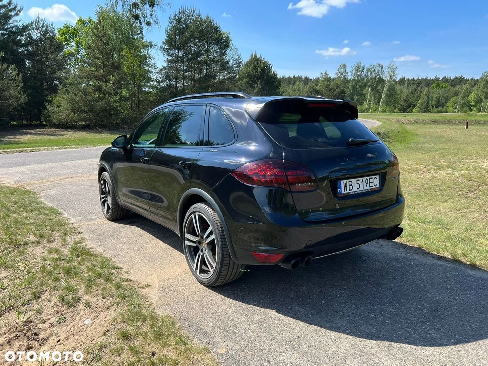Porsche Cayenne - 6