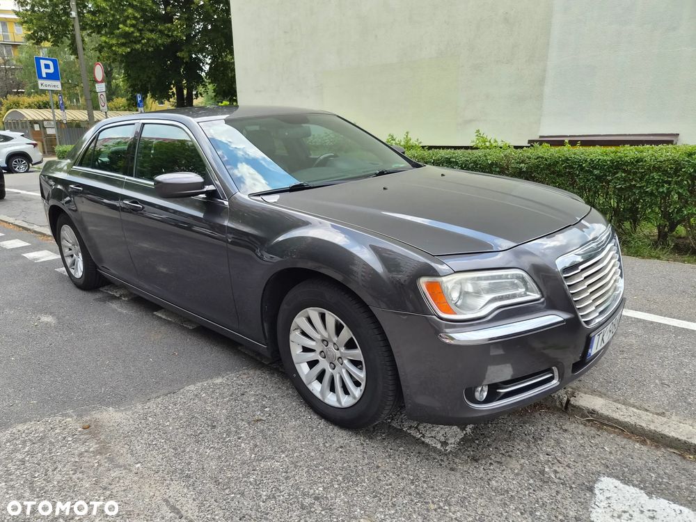 Chrysler 300 - 9