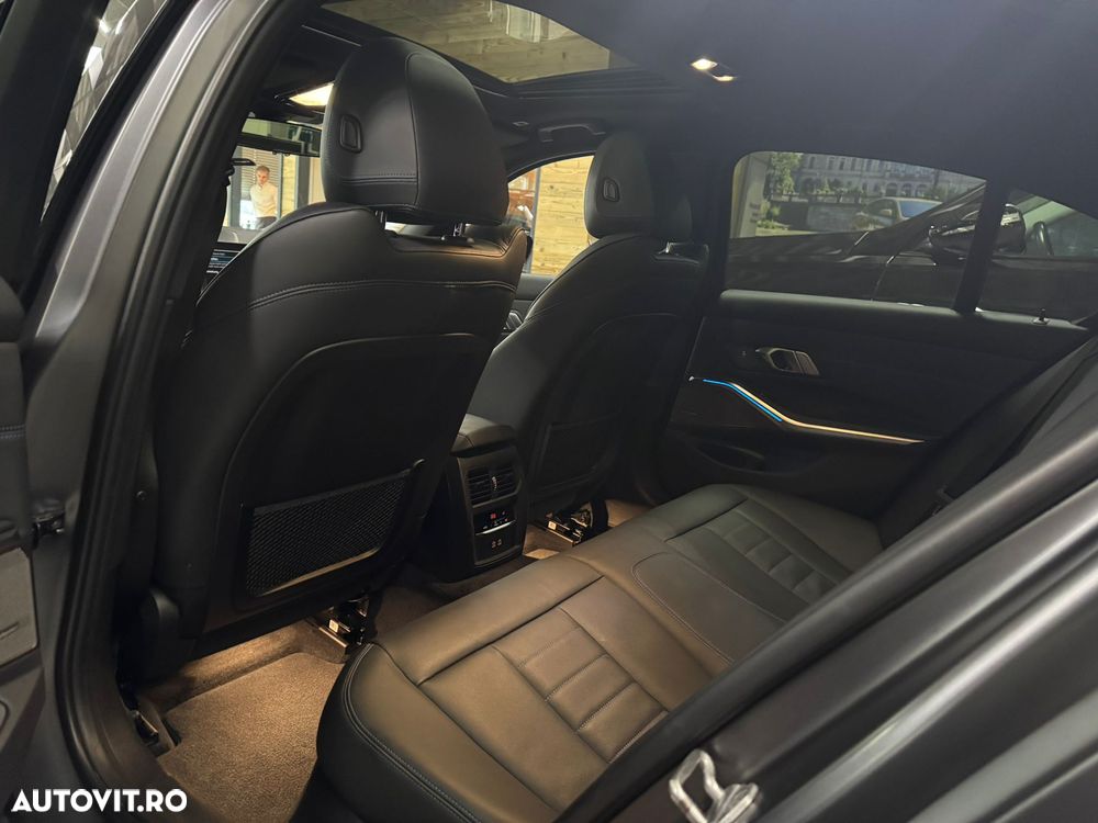 BMW Seria 3 330e Aut. M Sport - 11