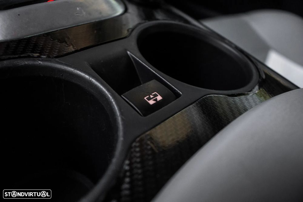 Peugeot 3008 1.6 HDi Roland Garros - 19