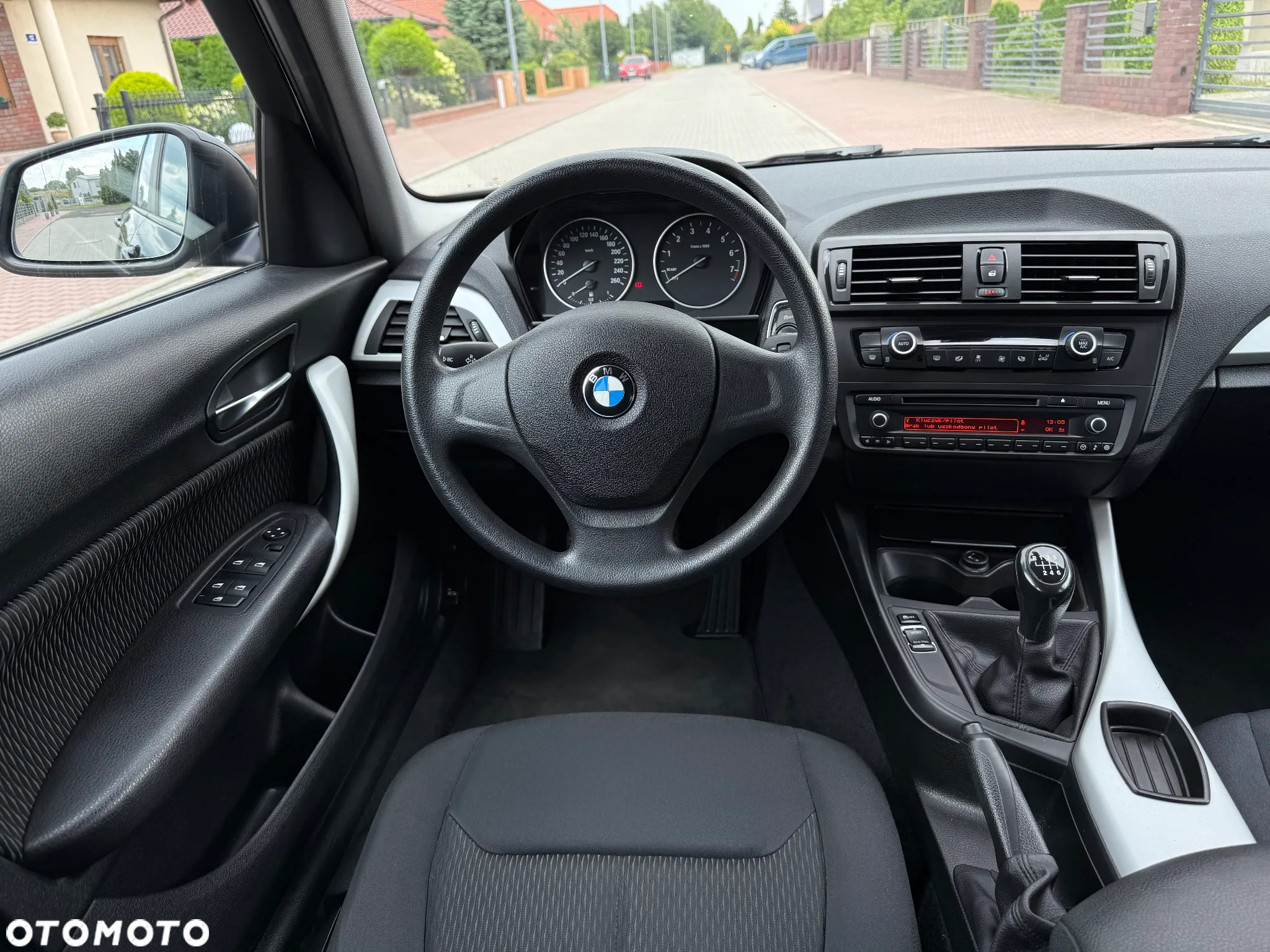 BMW Seria 1 116i - 27