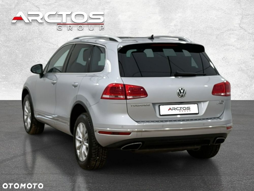 Volkswagen Touareg - 8
