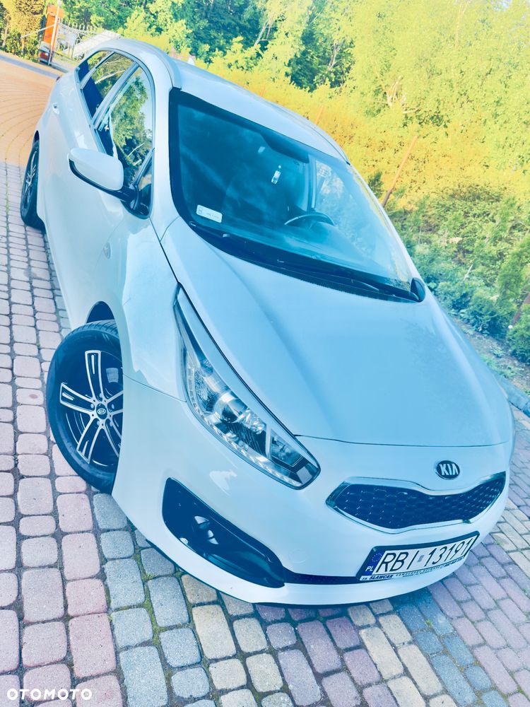 Kia Ceed - 6