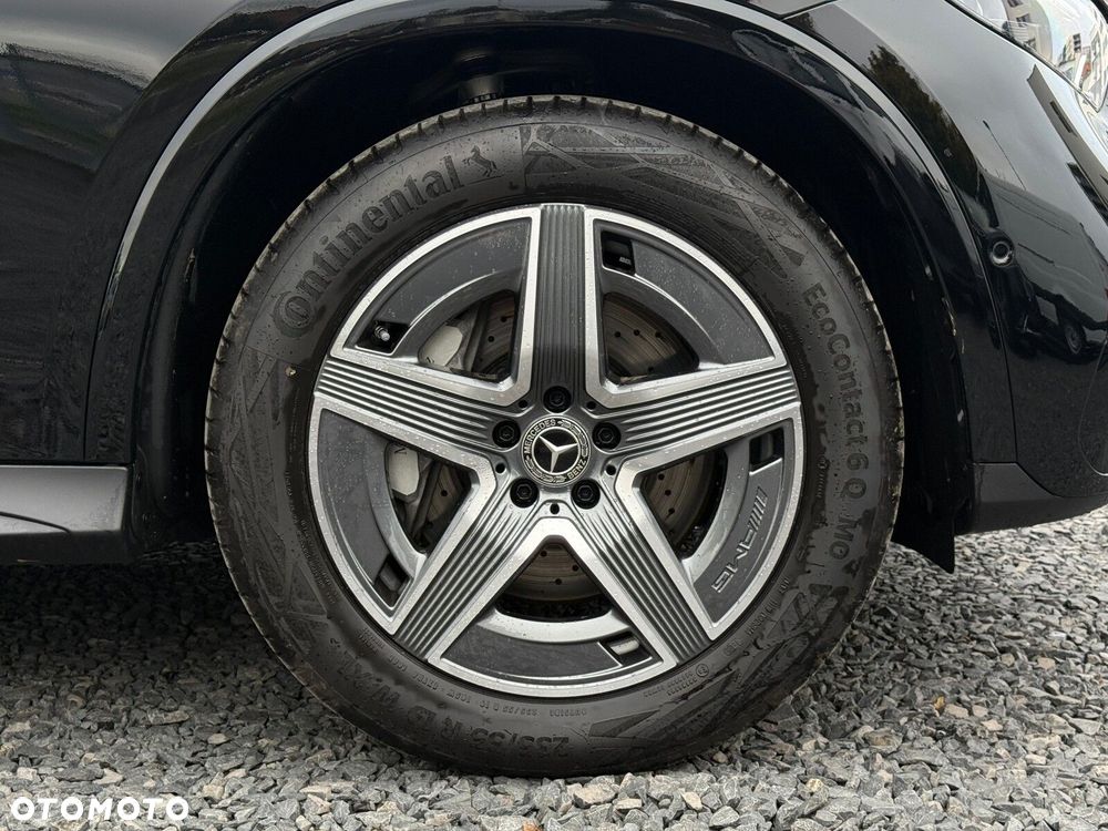 Mercedes-Benz GLC - 12