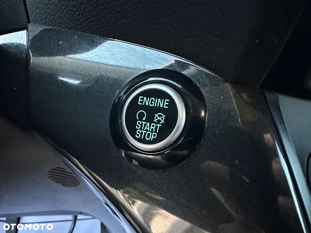 Ford Kuga 1.5 EcoBoost 2x4 Titanium - 32