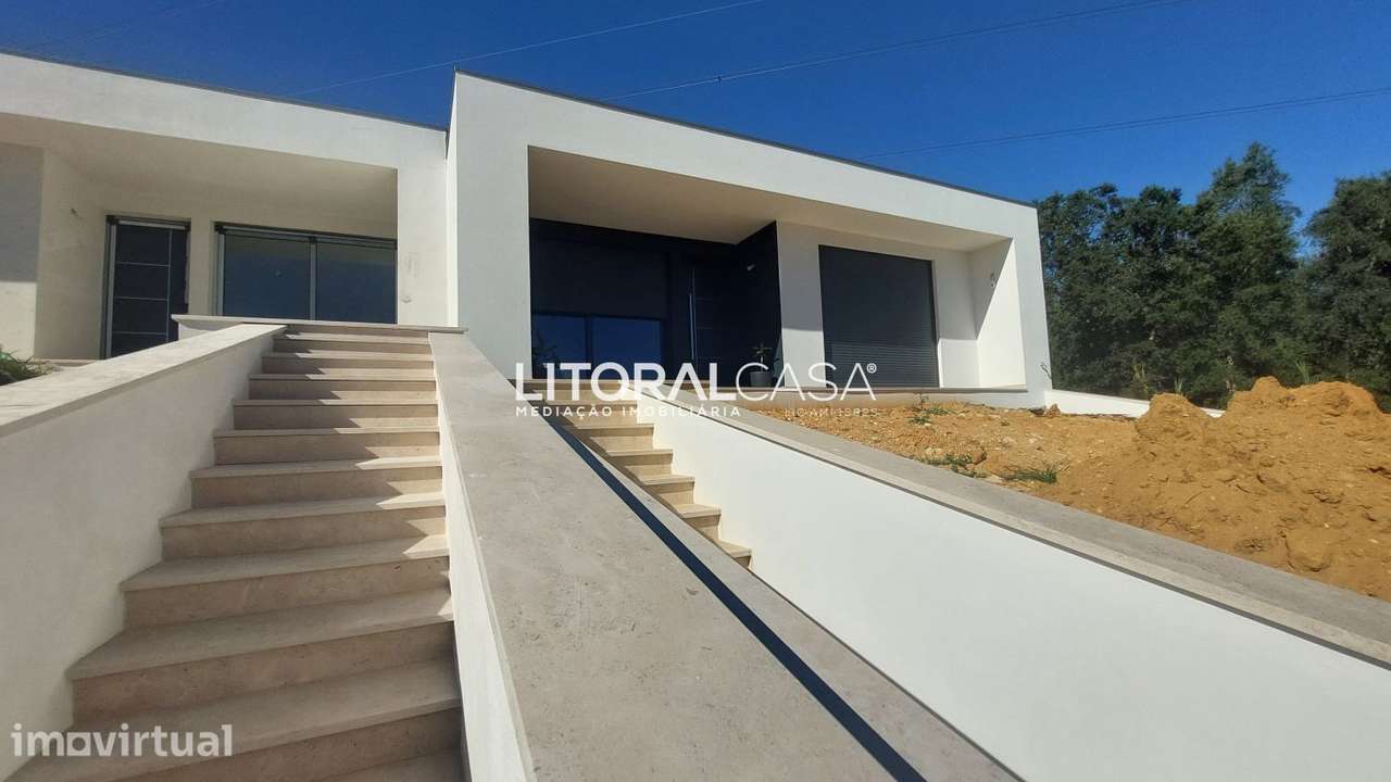 Moradia T3 geminada | Arquitetura Moderna | Térrea | Anadia - Grande imagem: 4/16