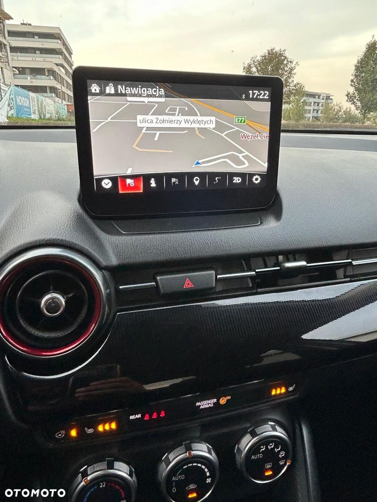 Mazda 2 SKYACTIV-G 90 Homura - 25
