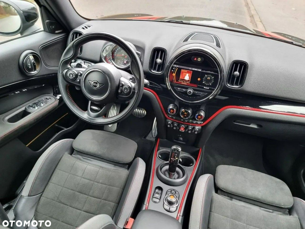 MINI John Cooper Works ALL4 sport - 27