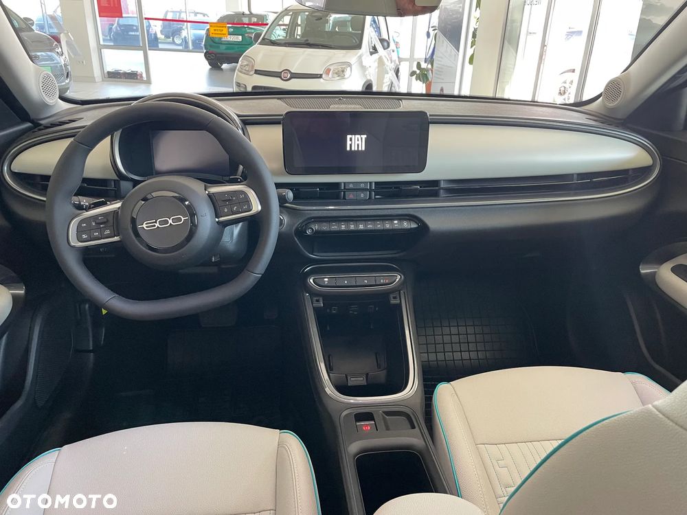 Fiat 600 1.2 Turbo La Prima eDCT - 9