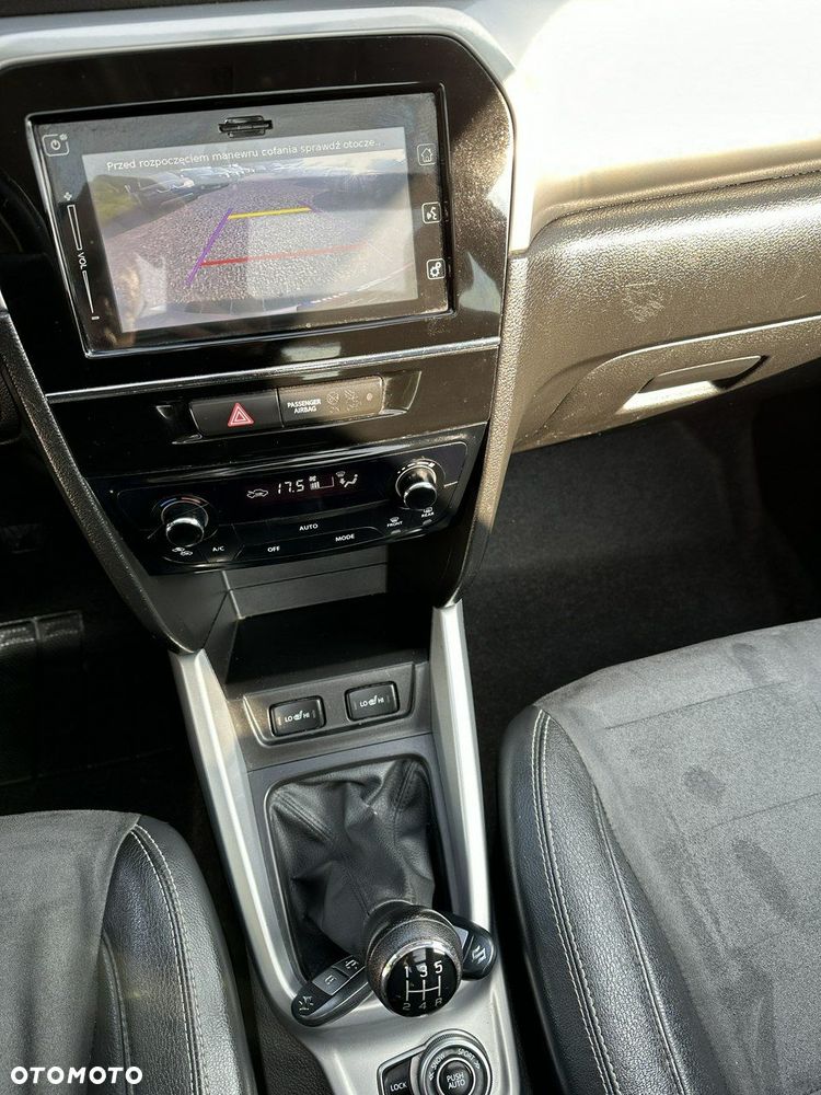 Suzuki Vitara 1.6 Premium 4WD - 8