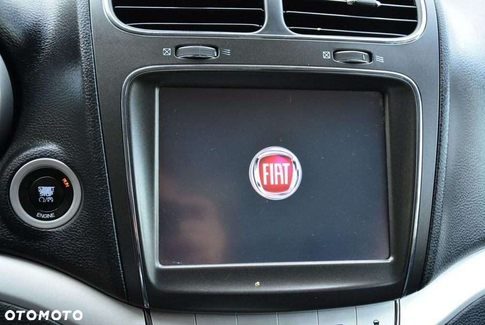Fiat Freemont 2.0 Multijet Black Code AWD - 24