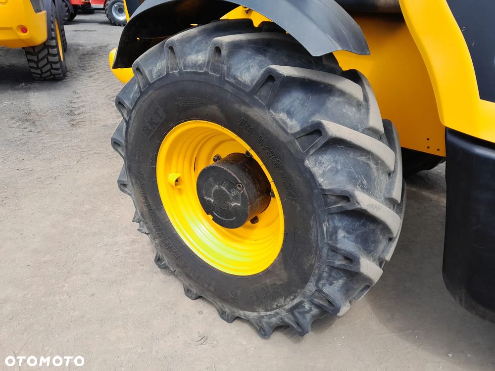 JCB 540-170 2013R - 12
