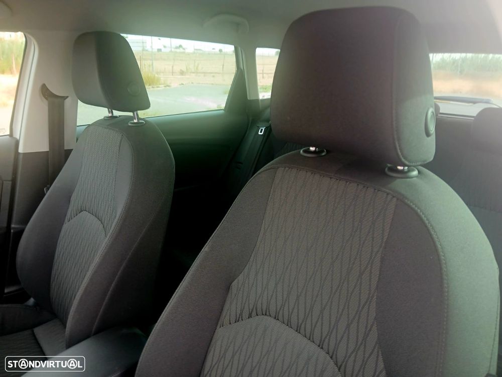 SEAT Leon ST 1.6 TDI Reference Ecomotive - 11
