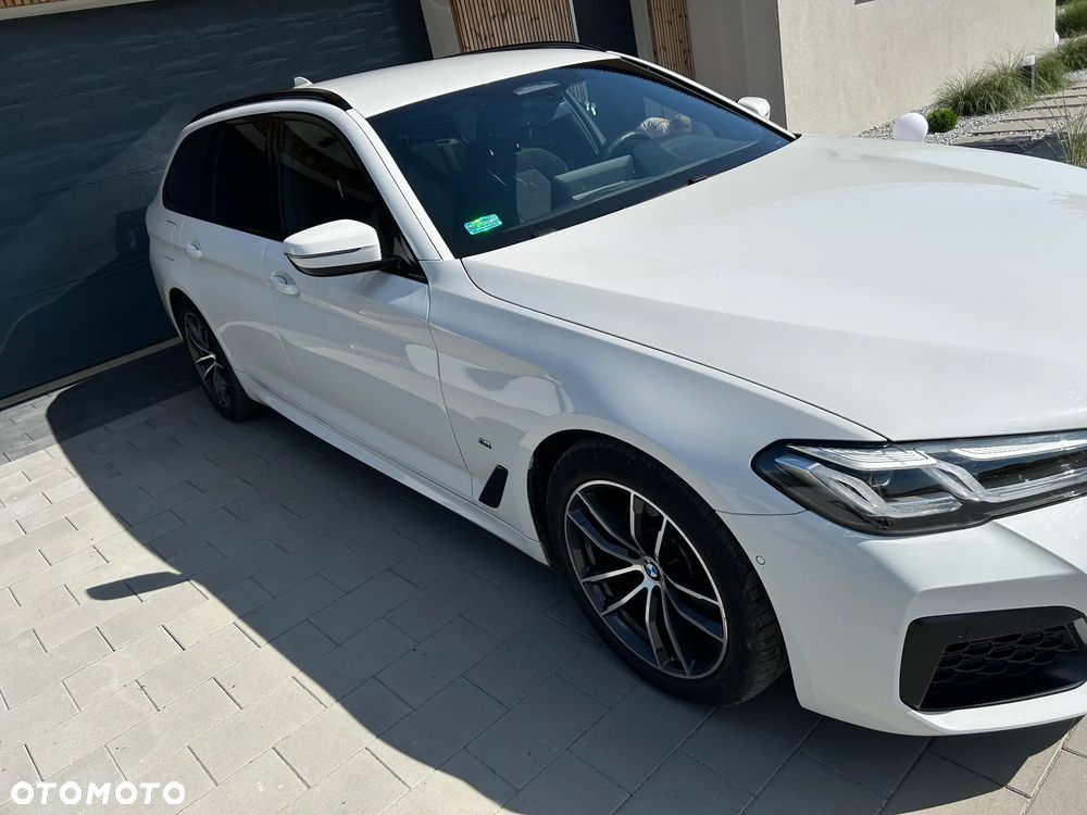 BMW Seria 5 520d xDrive M Sport sport - 3