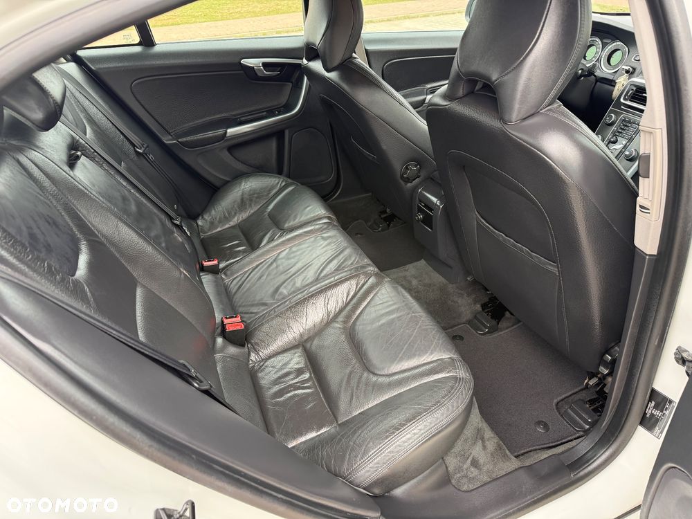 Volvo S60 DRIVe Momentum - 8