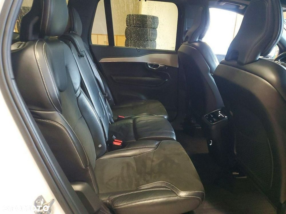 Volvo XC 90 - 11