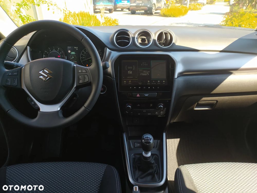 Suzuki Vitara 1.4 Boosterjet mHEV Premium Plus 2WD - 25