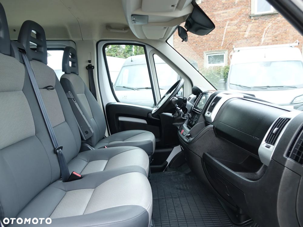 Fiat Ducato 7-osobowy 2.3 160KM DOKA brygadówka + skrzynia ładunkowa - 9