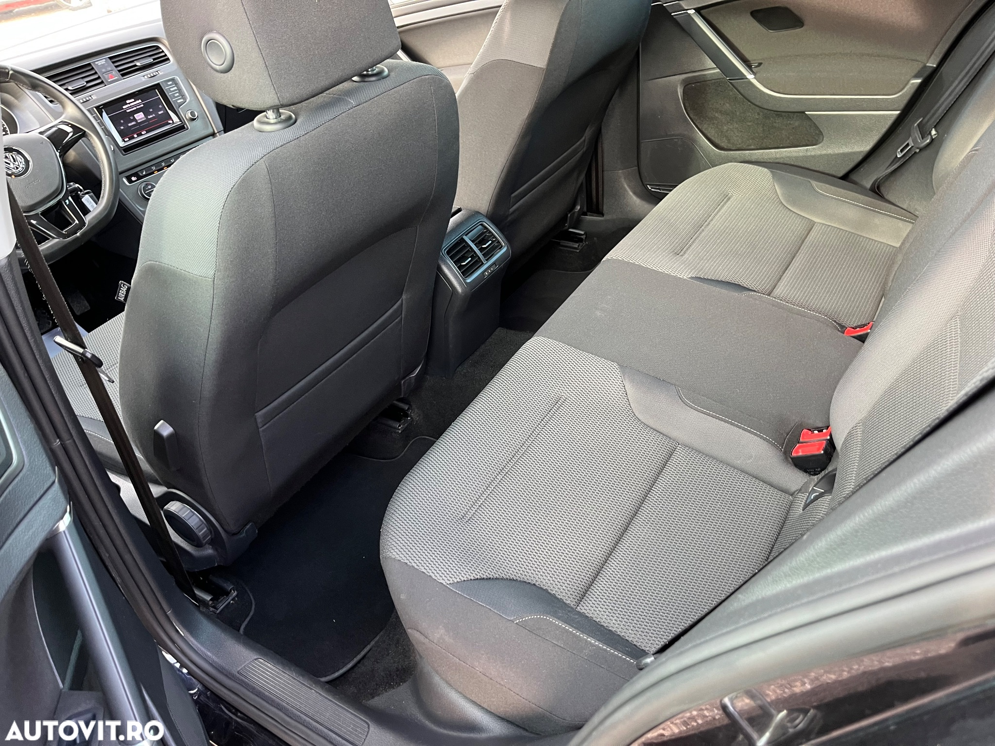 Volkswagen Golf 1.6 TDI 4Motion BMT Highline - 10