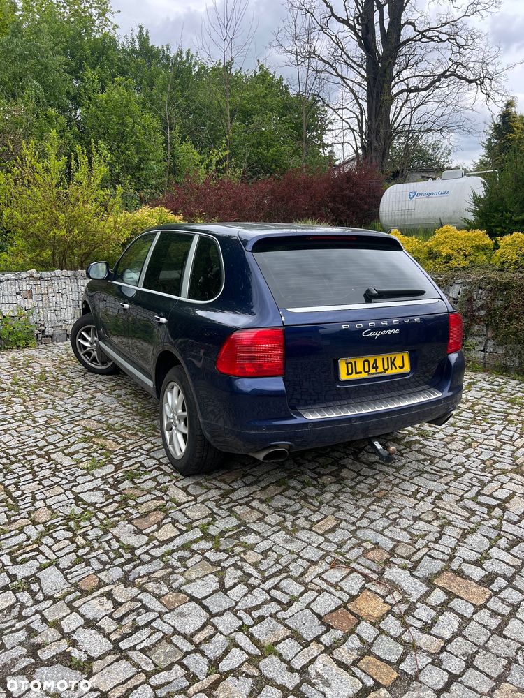 Porsche Cayenne - 10