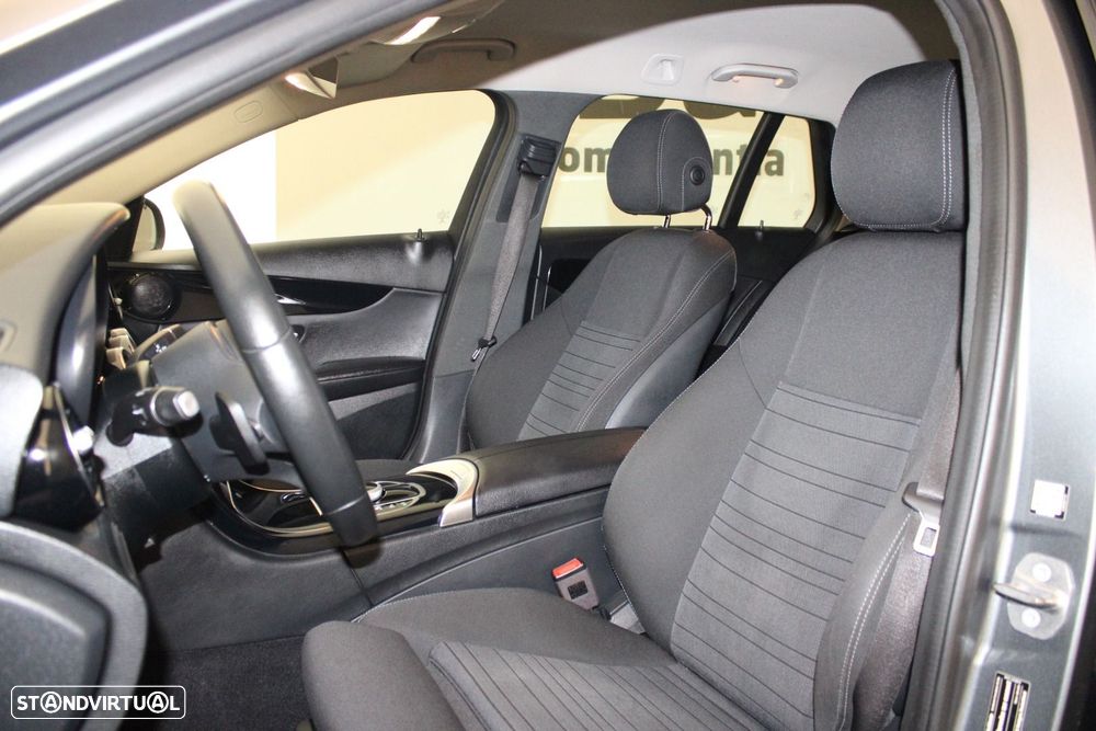 Mercedes-Benz C 200 - 36