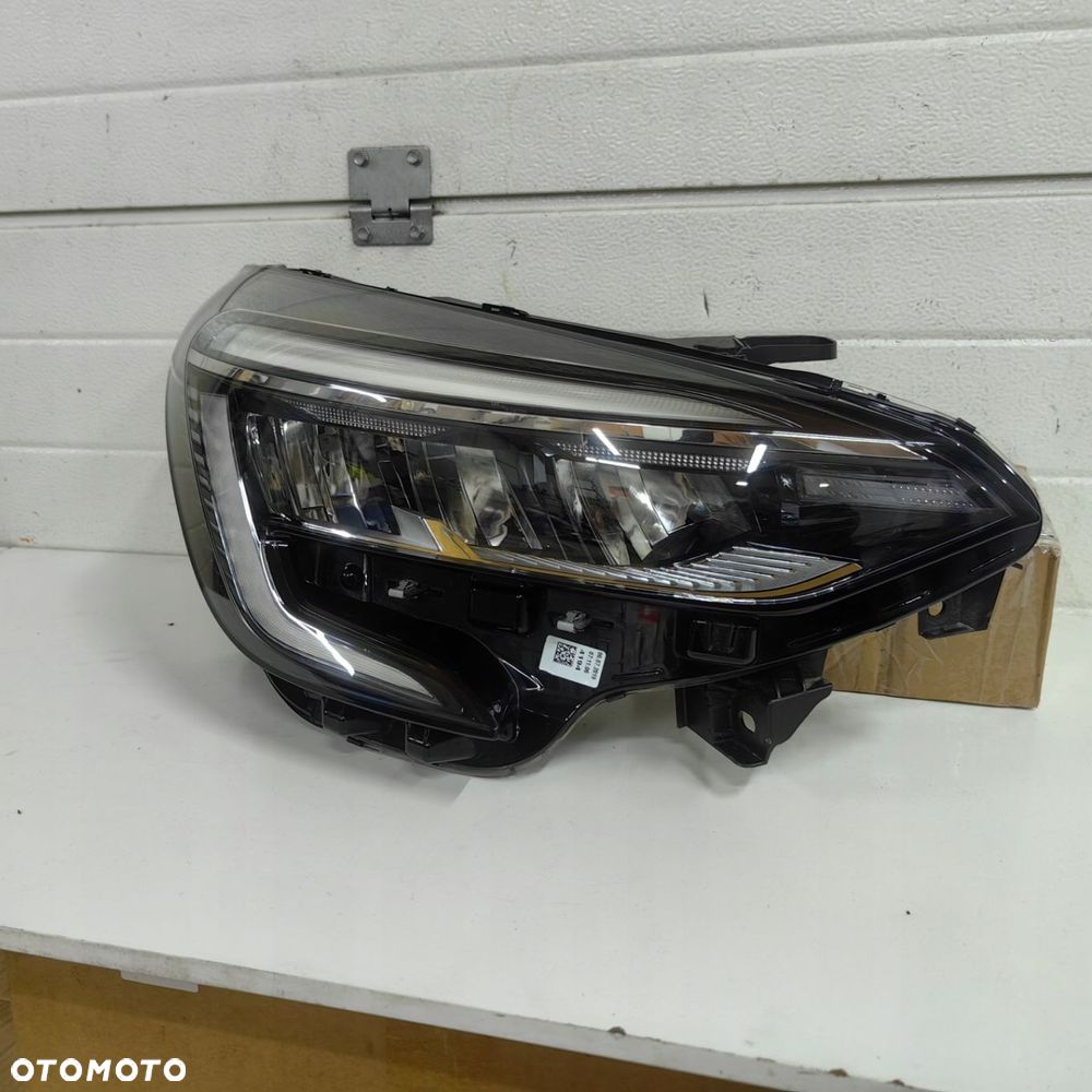 LAMPA PRAWA PRZÓD PRZEDNIA RENAULT CLIO V PURE VISION 260102407R FULL LED - 2