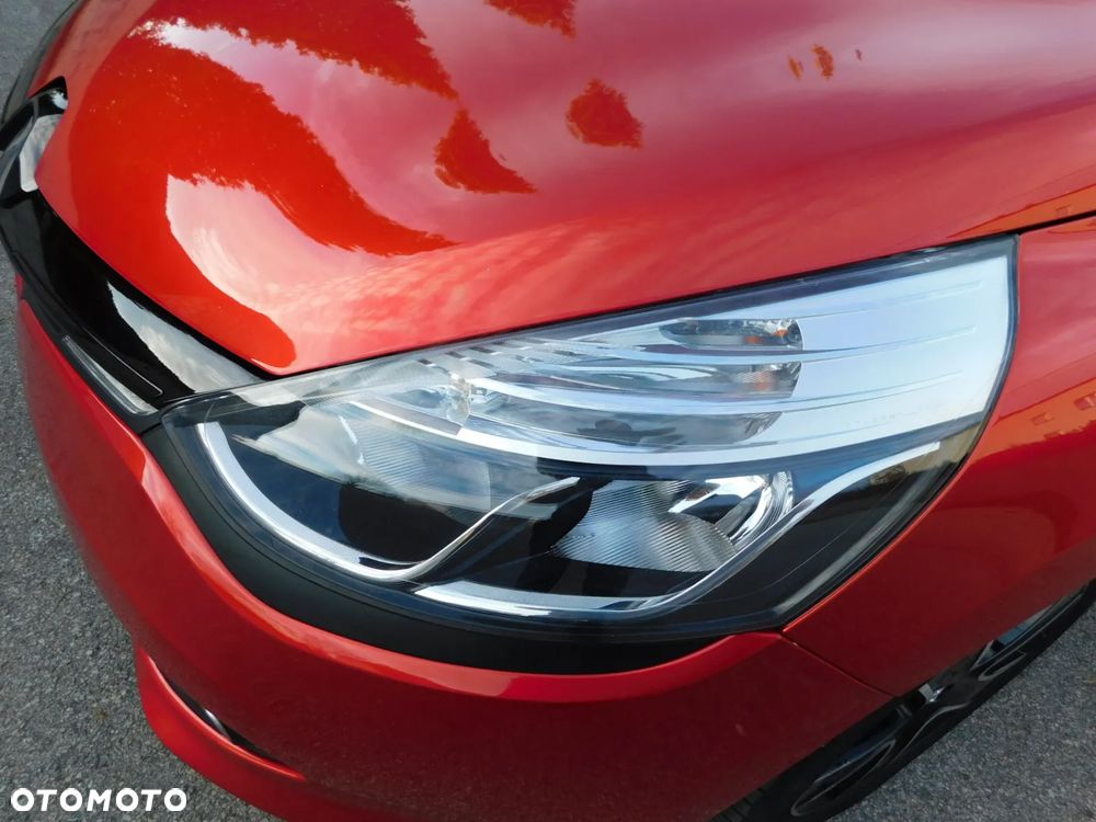 Renault Clio 1.2 16V 75 LIMITED - 9