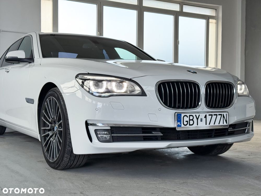 BMW Seria 7 730d - 8