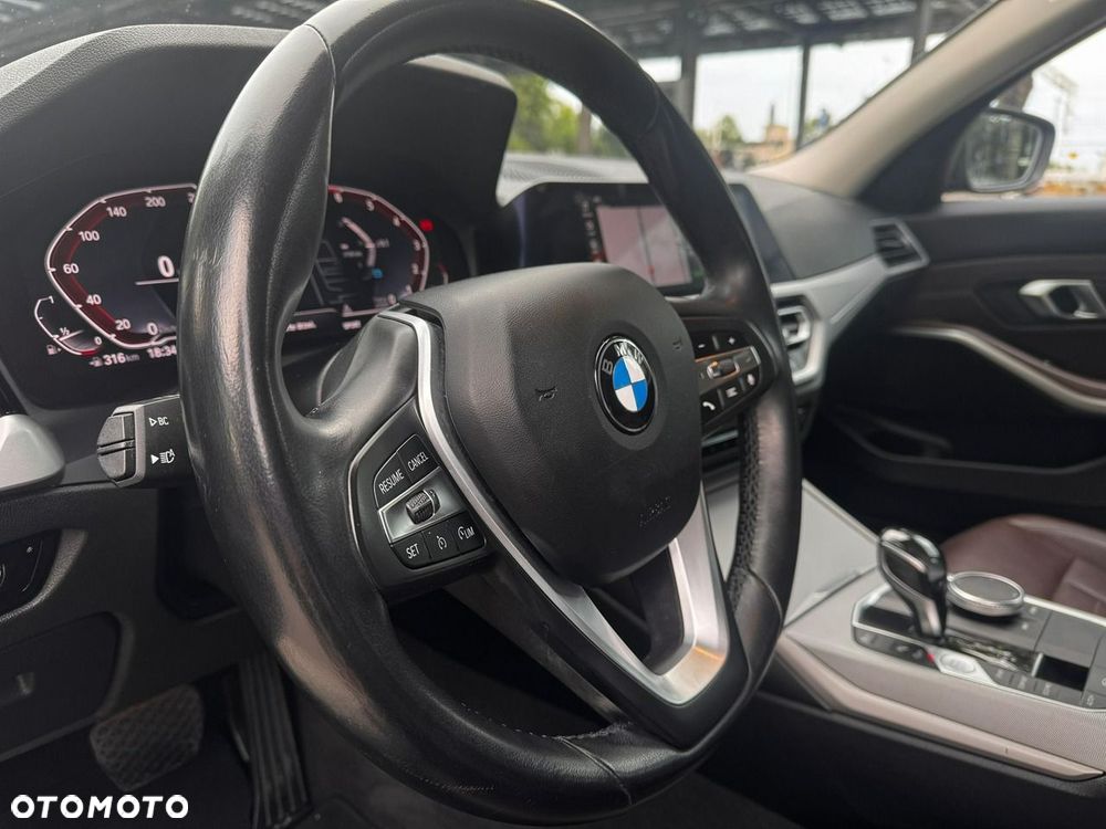 BMW Seria 3 - 19