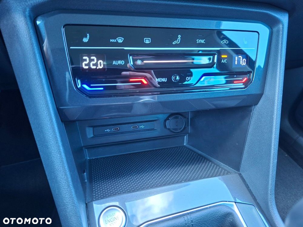 Volkswagen Tiguan - 21