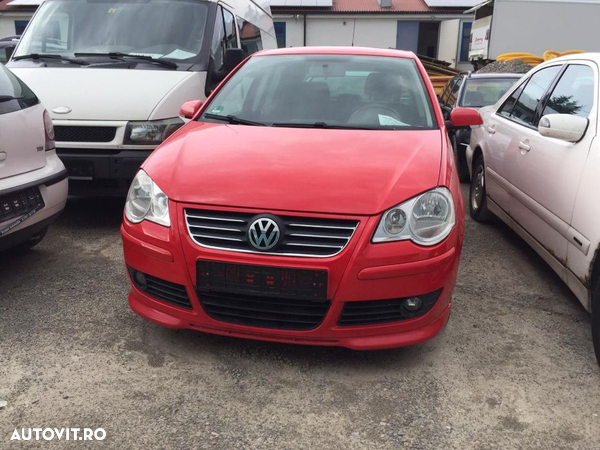 Dezmembrez VW Polo 9N BMT LP3G.