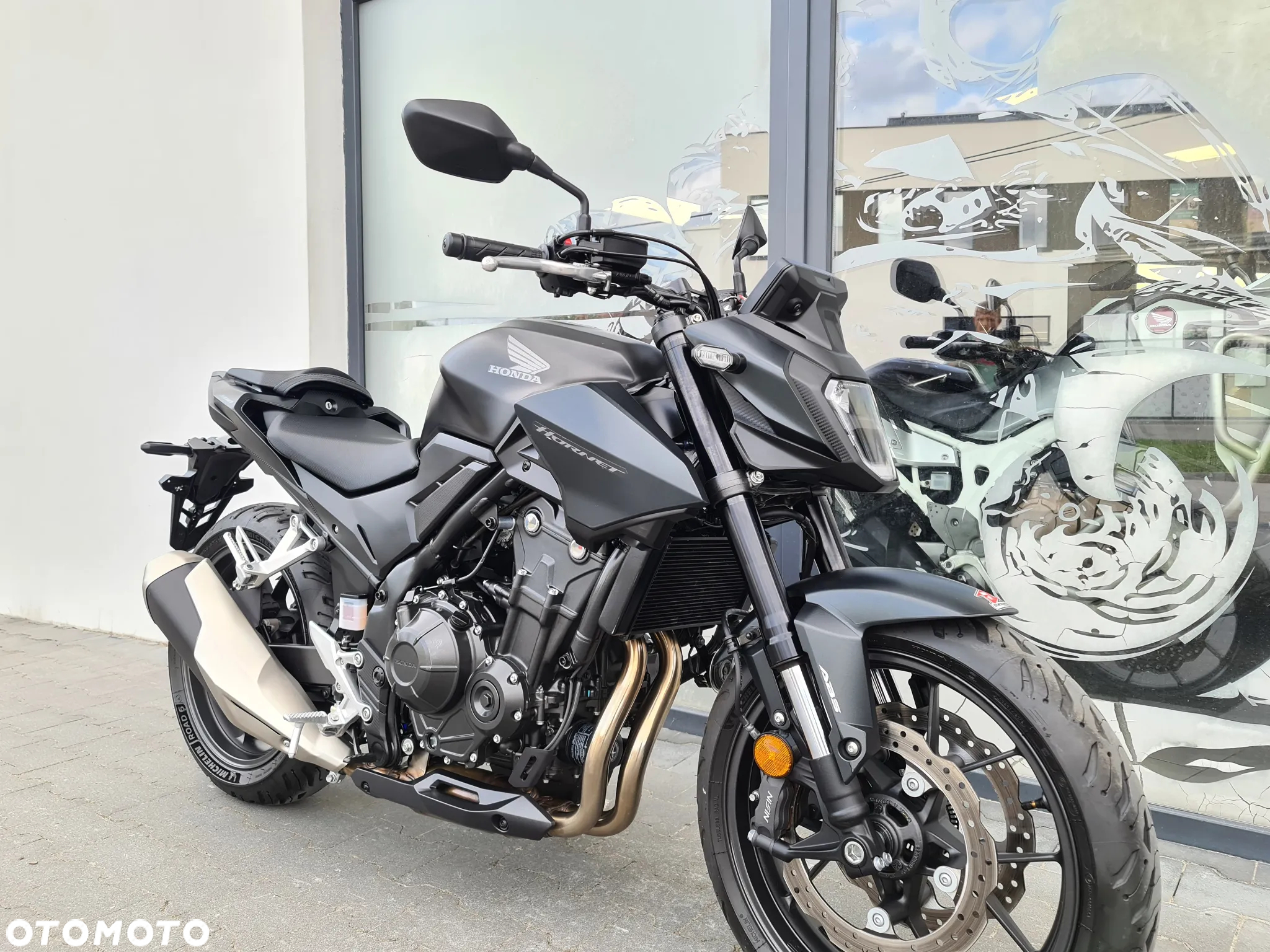 Honda CBF - 10
