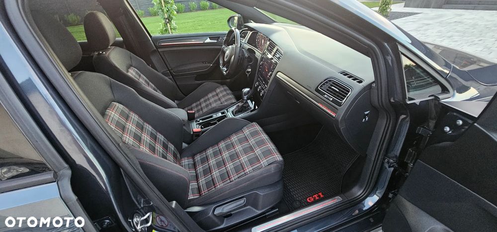 Volkswagen Golf GTI 2.0 TSI OPF DSG Performance - 16