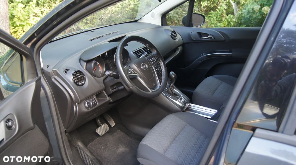 Opel Meriva 1.4 T Cosmo - 11