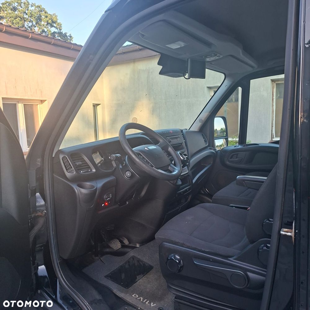 Iveco DAILY 35S17 - 33