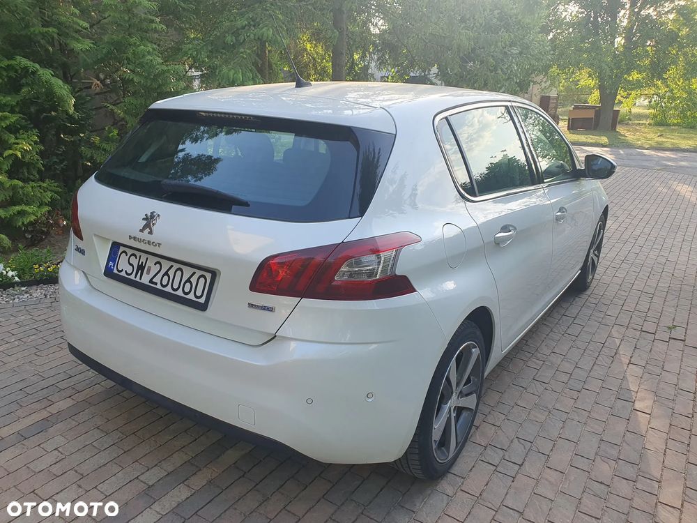 Peugeot 308 2.0 BlueHDi Allure S&S - 4