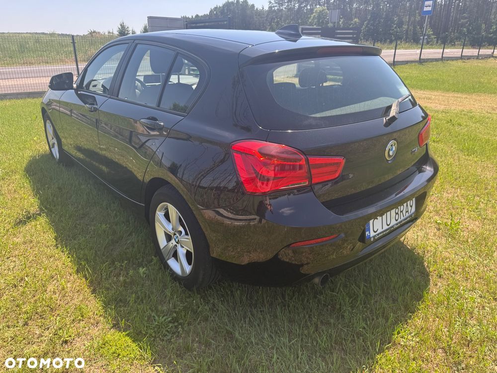 BMW Seria 1 116i - 4