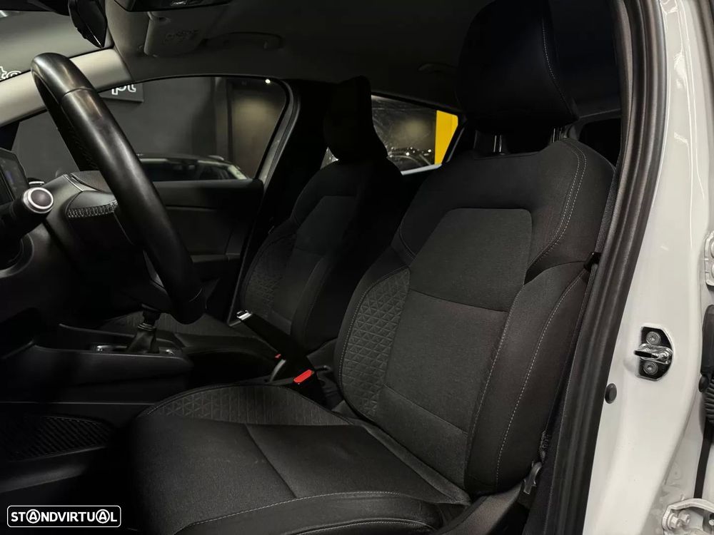 Renault Clio 1.0 TCe Zen Bi-Fuel - 29