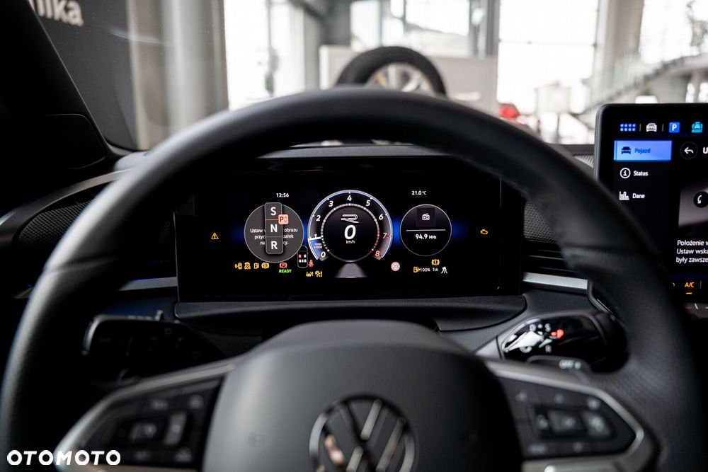 Volkswagen T-Roc 1.5 eTSI R-Line DSG - 21