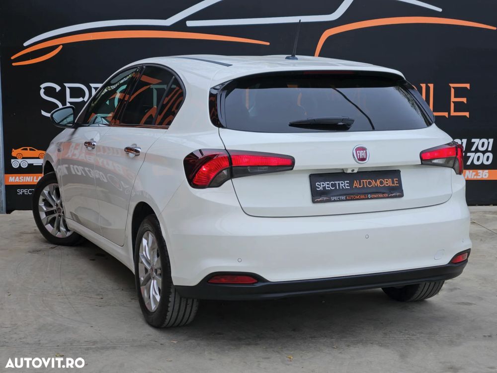 Fiat Tipo 1.6 MultiJet DCT Lounge - 5