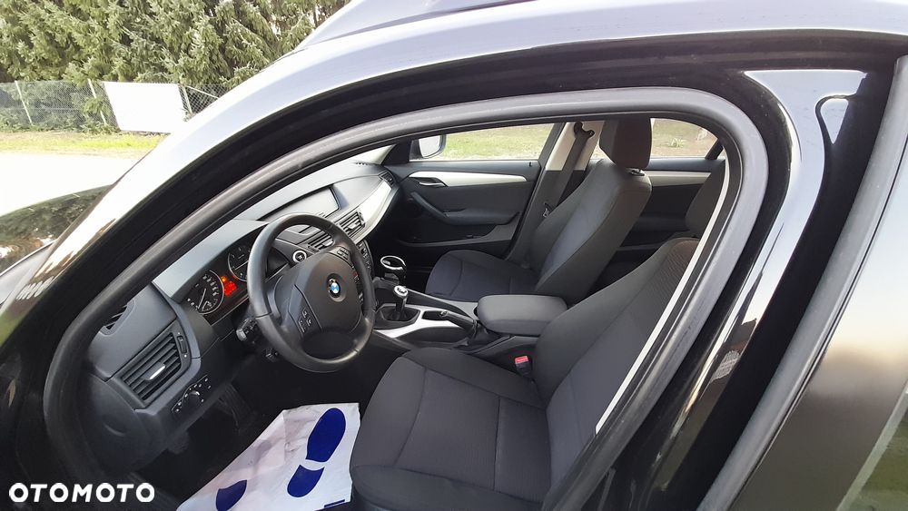 BMW X1 sDrive18d - 12