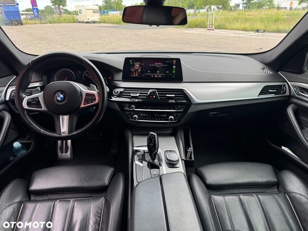 BMW Seria 5 520d xDrive M Sport sport - 11