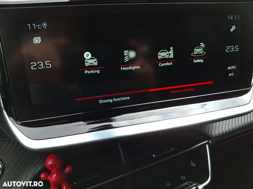 Peugeot 2008 1.5 BlueHDI 130 S&S EAT8 GT - 23