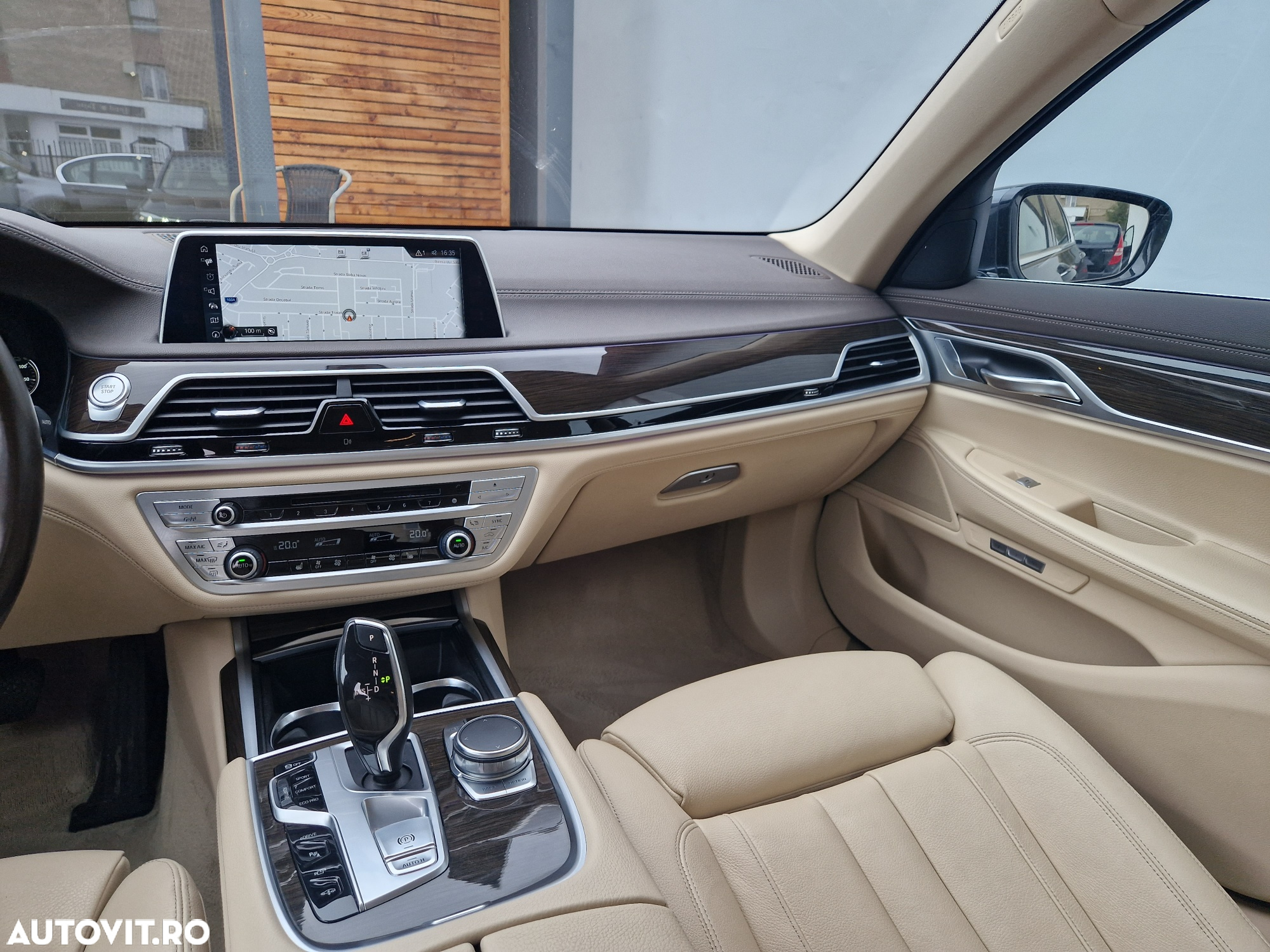 BMW Seria 7 - 28