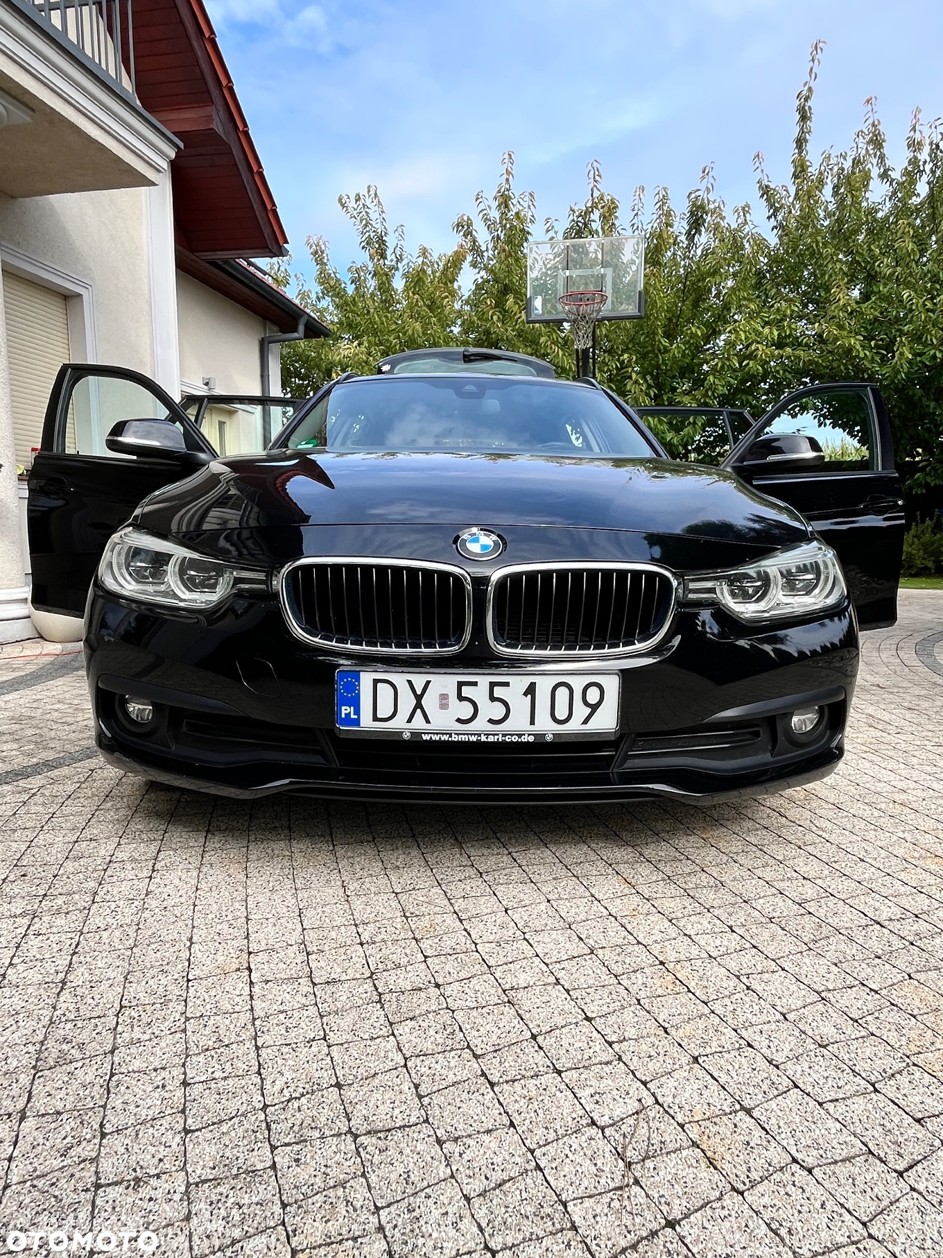 BMW Seria 3 318d Touring - 2