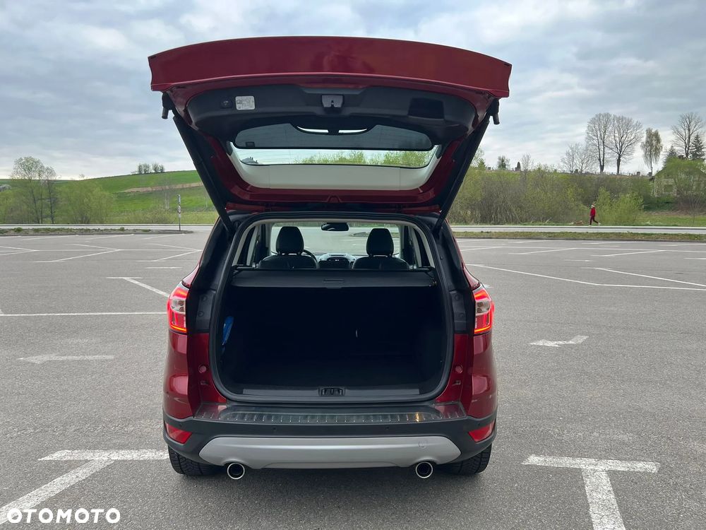 Ford Kuga - 13