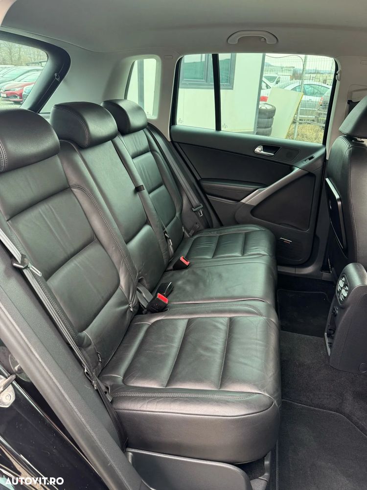 Volkswagen Tiguan - 26