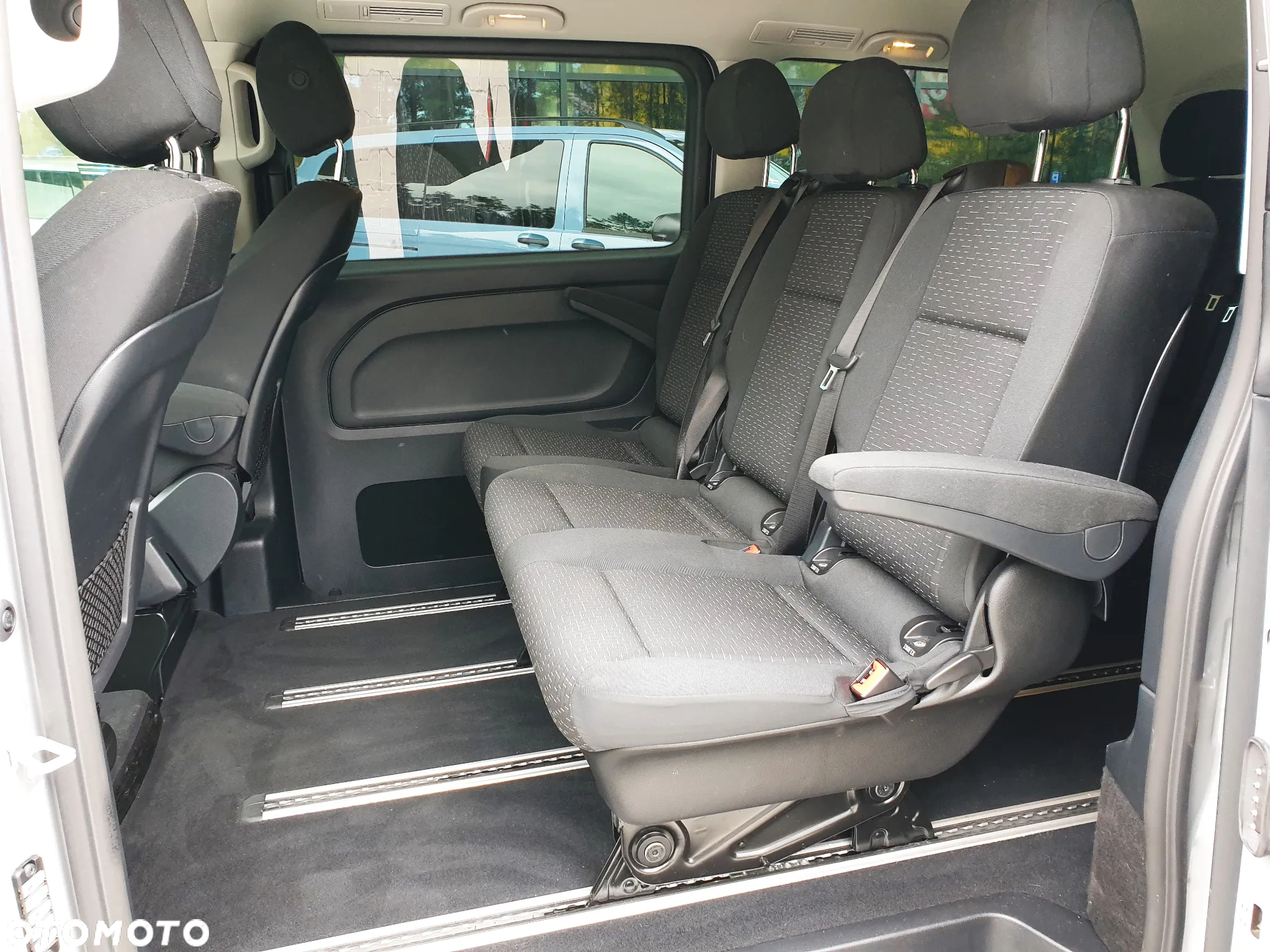 Mercedes-Benz Vito Tourer 116 CDI L3 Select 4x4 9G-Tronic 447.705 - 13