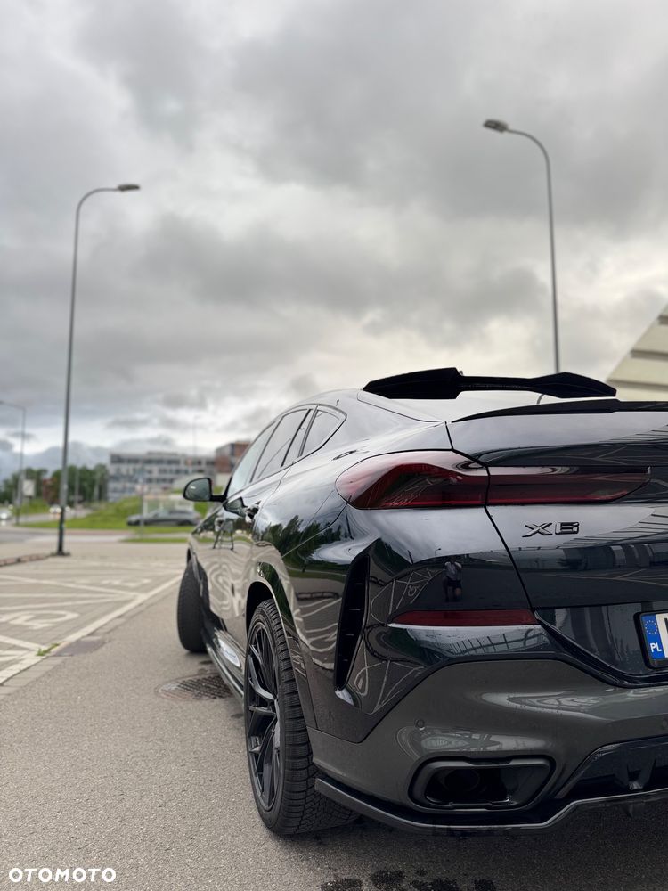 BMW X6 - 10